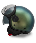 Casco jet verde cangiante iridescente con effetto camaleonte e design senza grafiche - vista laterale con doppia visiera